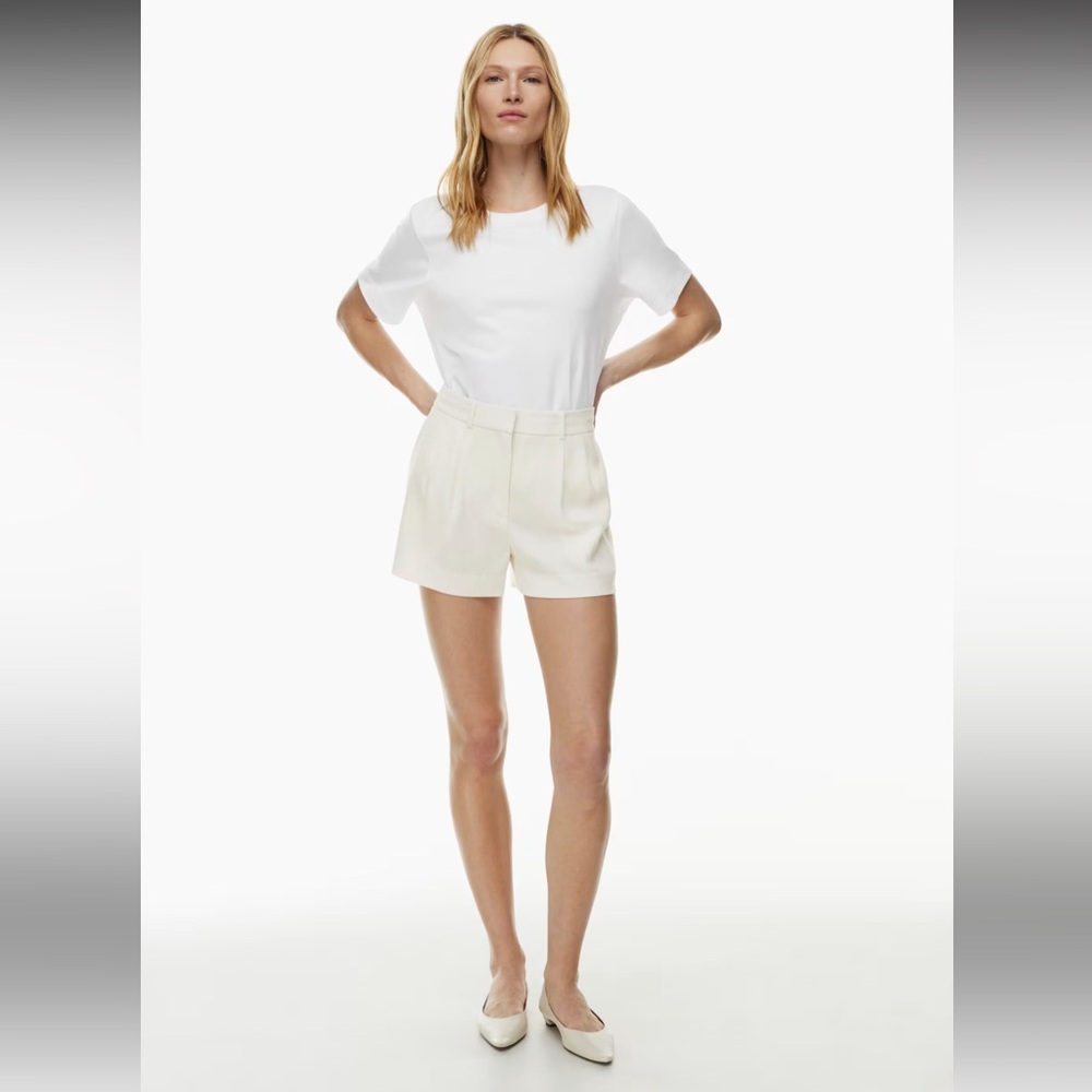 NWT Babaton Pleated Mini Short High-waisted crepe pleated shorts in Light Birch